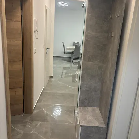 Apartamento Tini 4 Pula